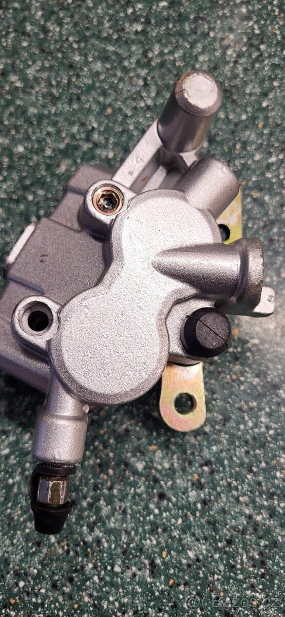 Suzuki LTR 450  - nové přední brzdy