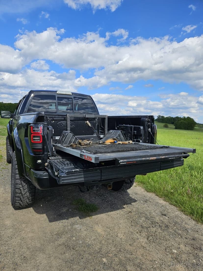 Ford F-150 raptor prodám nebo vymením