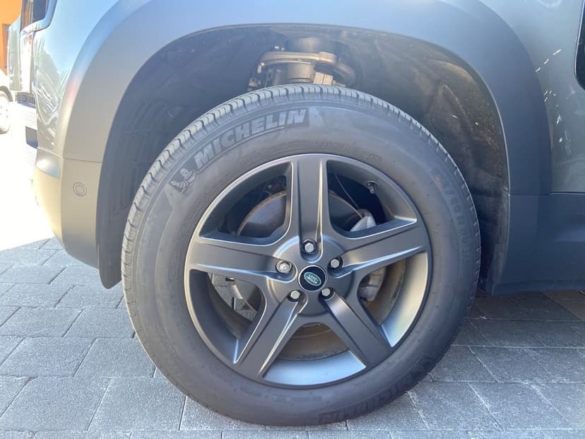 Land Rover Defender 3.0 D200 MHEV SE 110