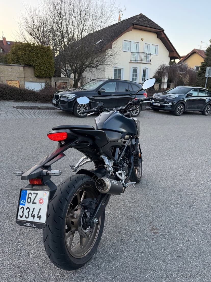 Honda CB125R – 2021, MIVV výfuk, top stav