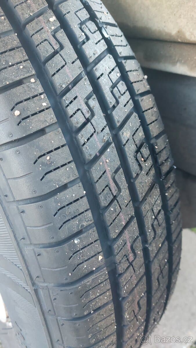 přepravník na auta Agados Puma