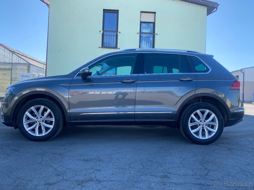 VW TIGUAN 2.0TDI 4x4,24904km DSG,LED,NAVI,Park Pilot