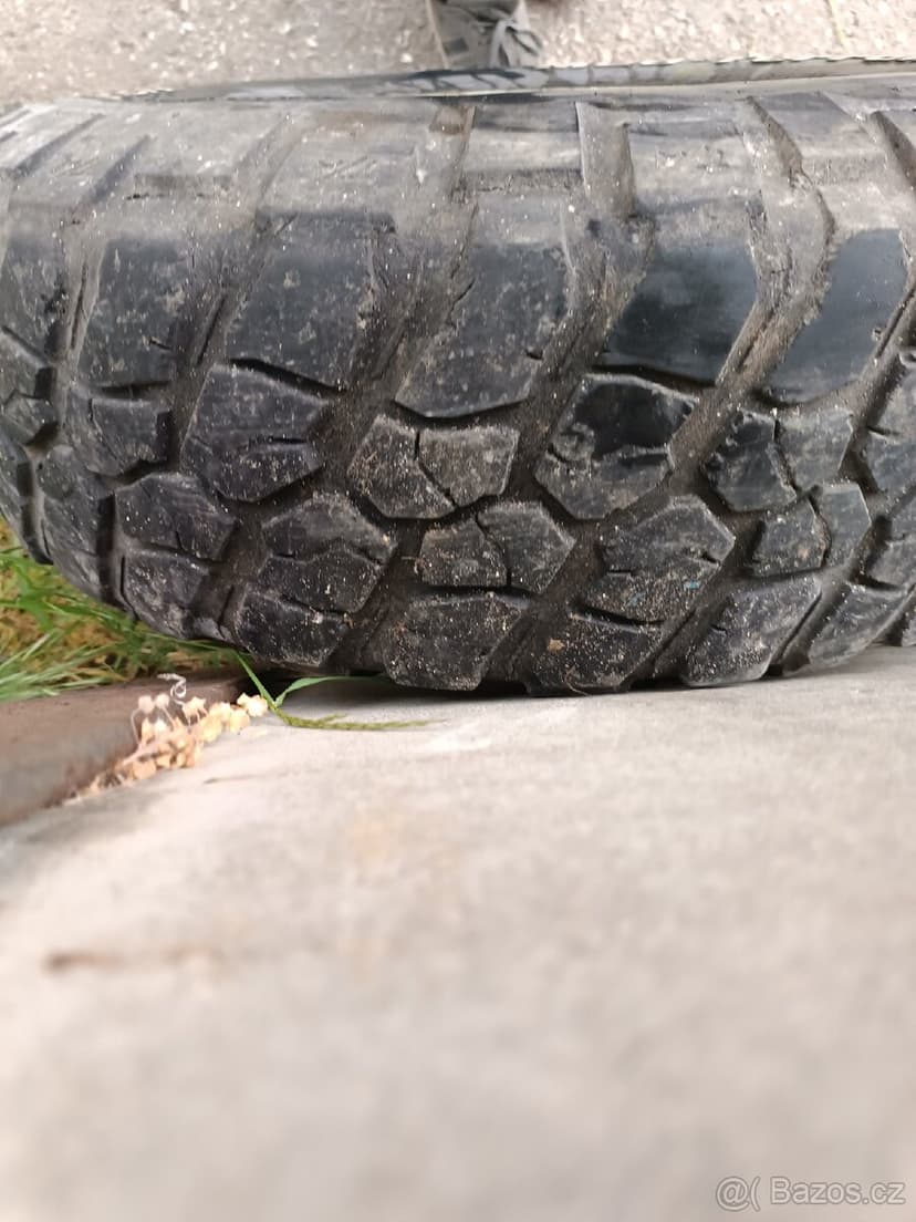 Offroad gumy MT 255/85 R16