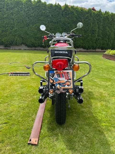 Prodám Honda CB 750 K 1972, krásný stav, bílé značky