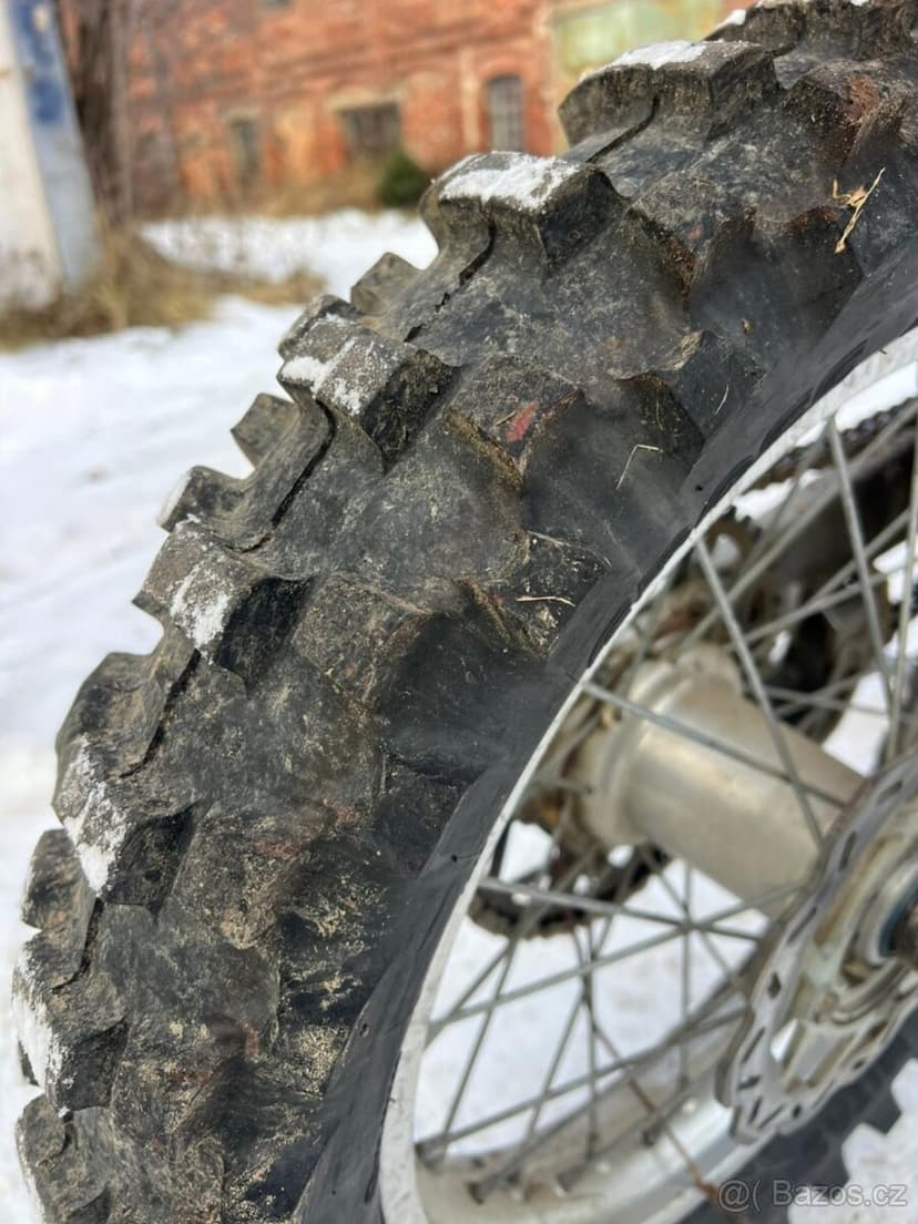 Beta 525  2007 bez SPZ , TP ano