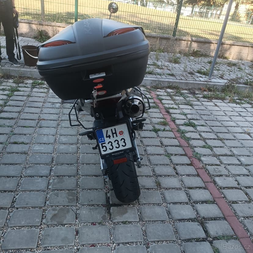 Honda CB600F Hornet, r. v. 2004 – připravena, sednout a jet