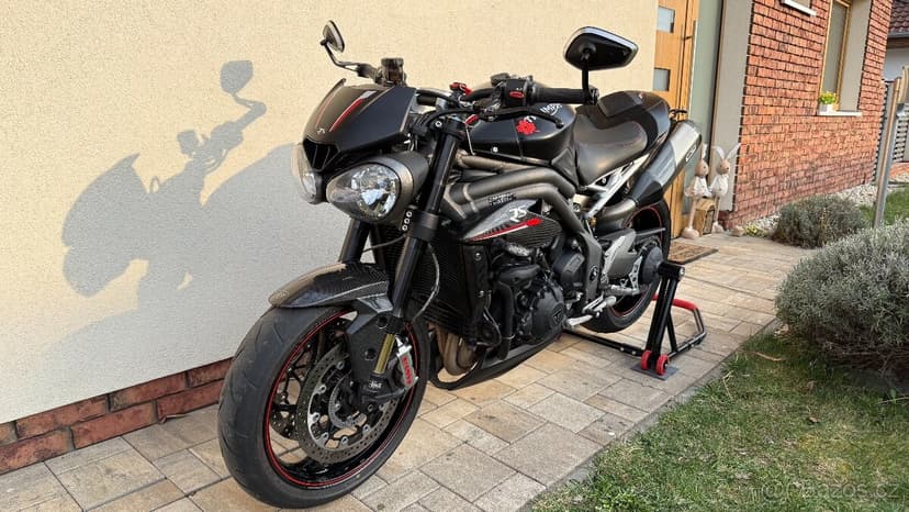 Triumph Speed Triple 1050 RS