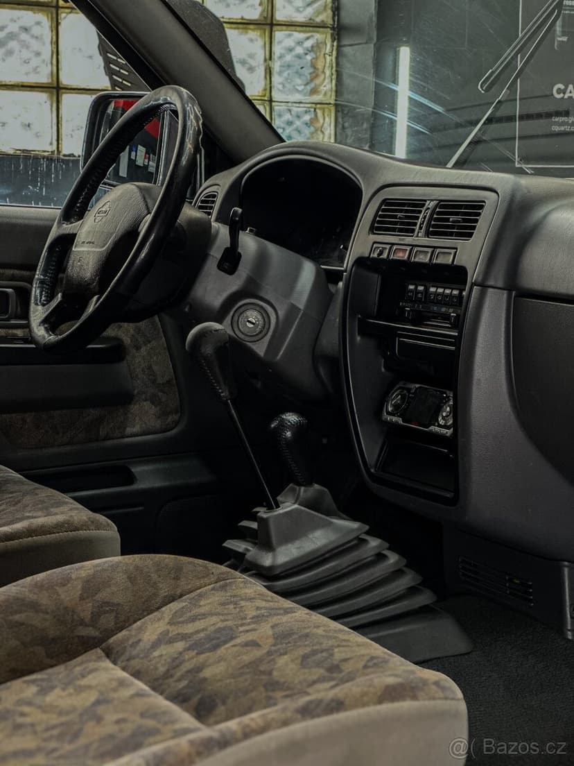 Nissan navara d22 4x4 2.5td