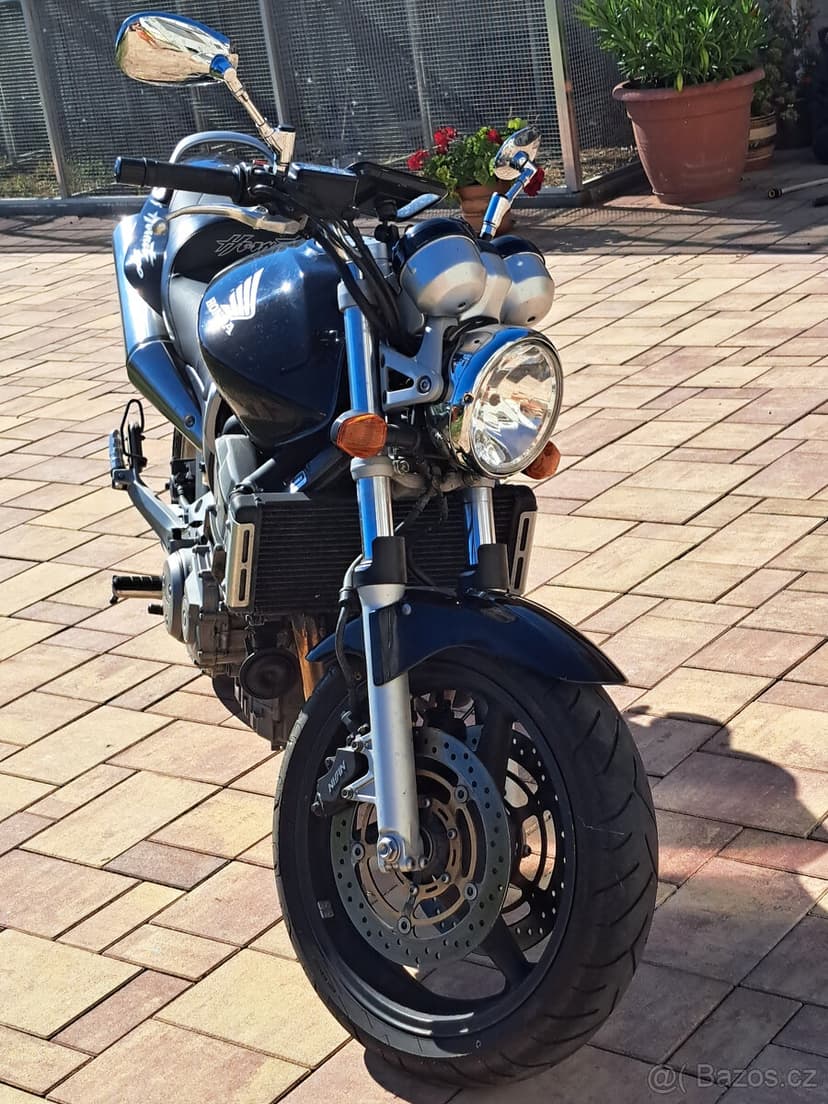 HONDA CBF 900 HORNET