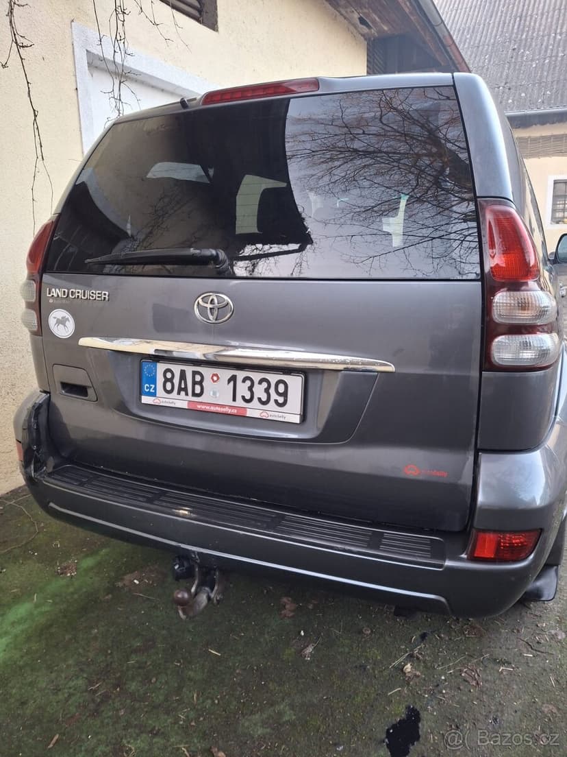 Toyota Land Cruiser 120