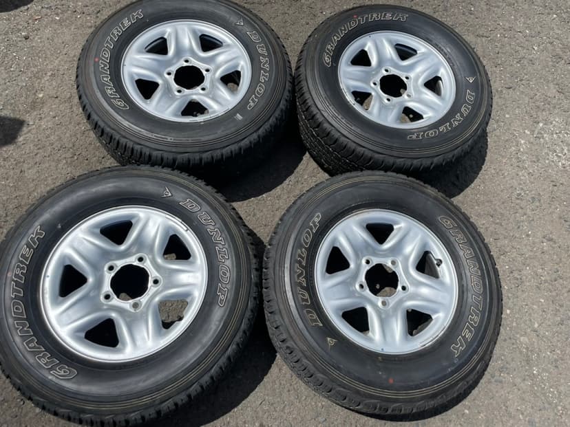 zánovní sada kol TOYOTA LAND CRUISER