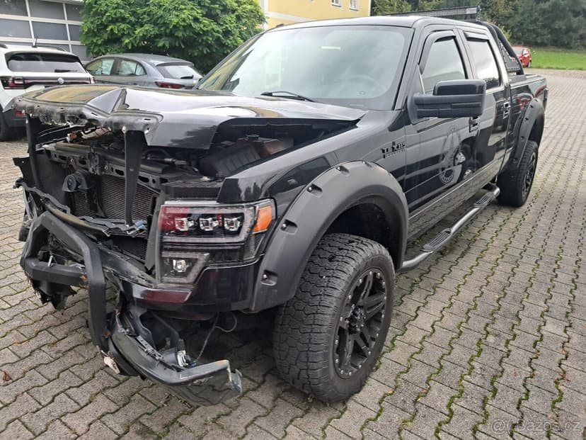 Ford F 150 5.4 l,  210. t km. Super doplňky