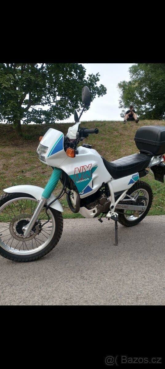 Honda NX 250