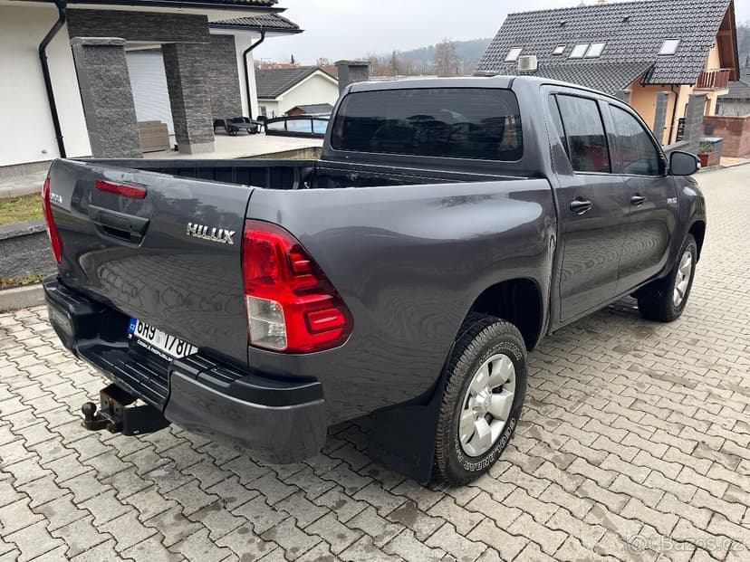 Prodám Toyota Hilux 2.4 D4-D