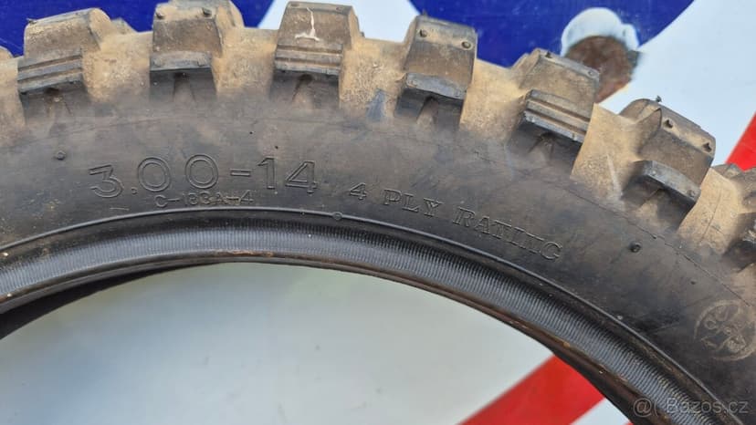 Cross pneumatika (drapák)