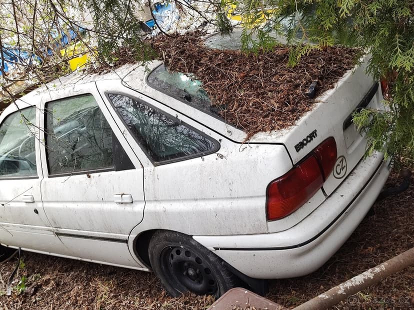 DÍLY NA Ford Escort 1.6i 16V 1994, najeto 127t.km