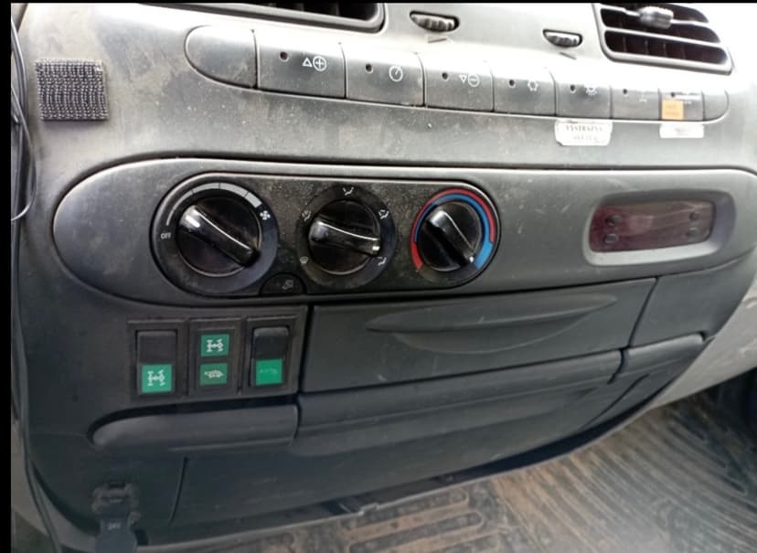 Avia D120 - montážní plošina