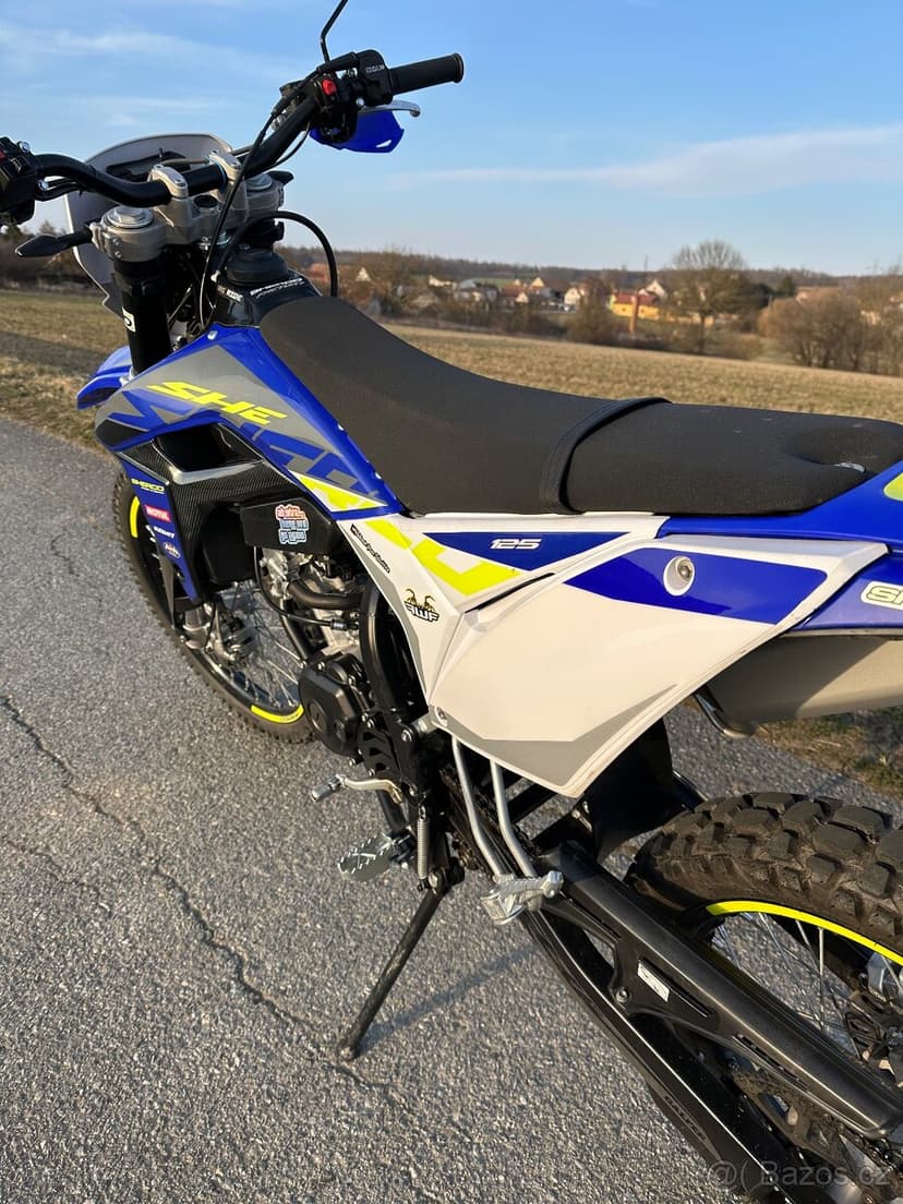 Sherco se 125 4t 2024 - 2400 km, TOP stav