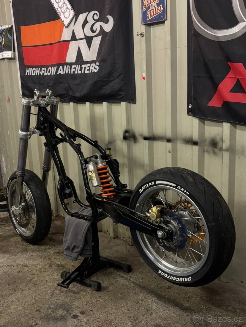 Ktm LC4 640 supermoto (Možno řídit s A2)