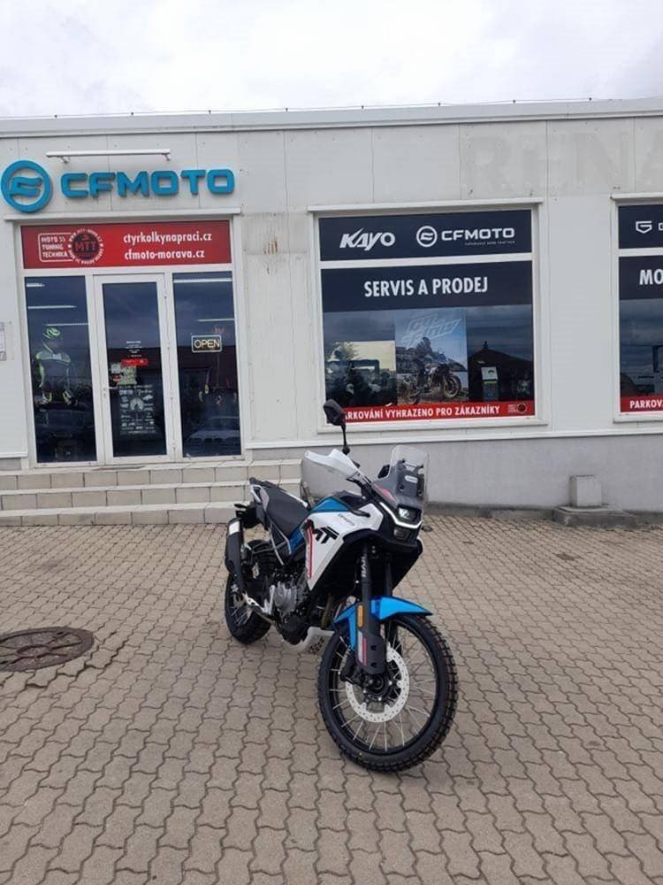 CFMOTO 450MT-R