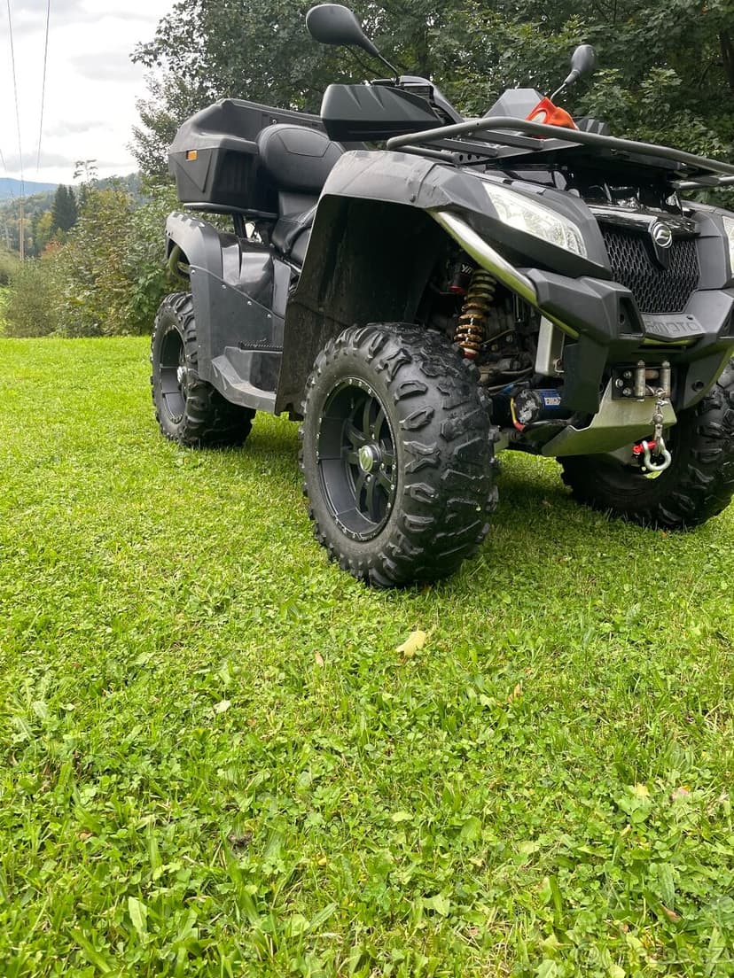 Cf moto Hladiator x8