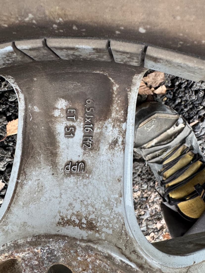 Orig Alu kola VW Amarok