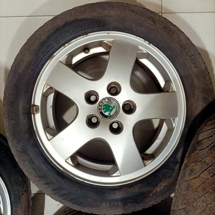 15" ALU kola – 6x139,7 – FORD Maverick (HUMMER, NISSAN, ISU