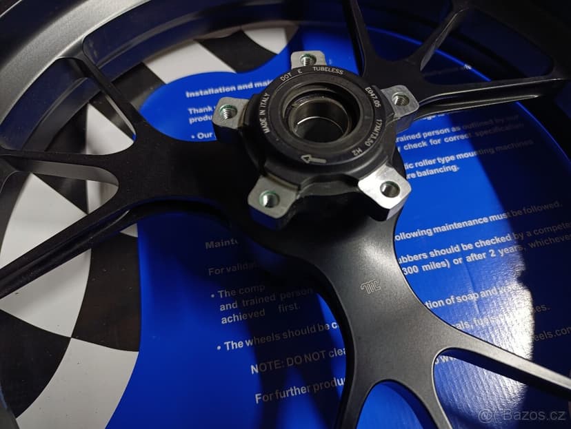 Panigale v4 / streetfighter v4 kovaná kola