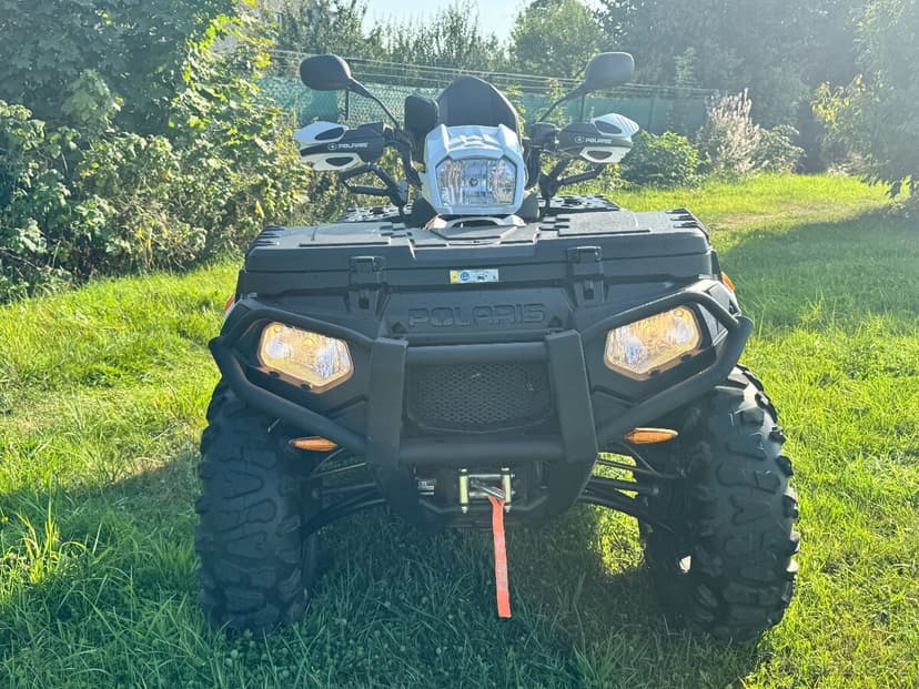 Polaris Sportsman Touring XP 1000, jen 30mth a 500km, DPH