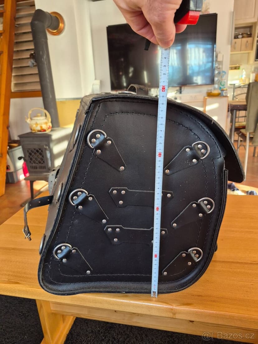 Prodám nový nepoužitý veklý kožený kufr na moto