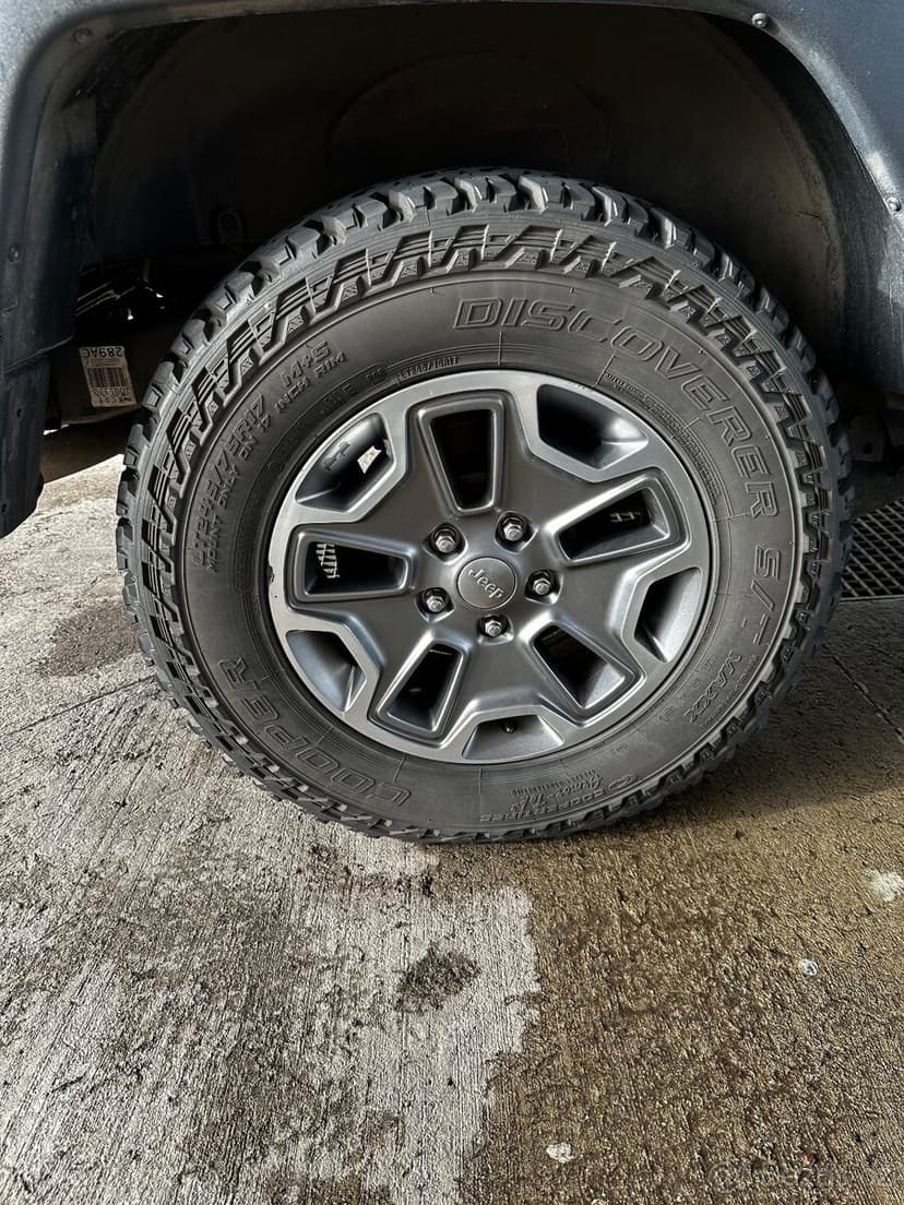 Jeep Wrangler 2.8 CRD Rubicon, 2013, manuál