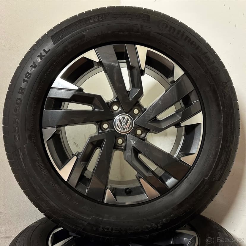 NOVÁ VW AMAROK 5x120 R18 ET45+LETNÍ 255/60R18 7,5m