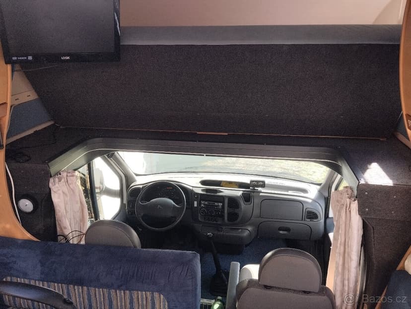 OBYTNÝ FORD TRANSIT VÝMĚNA MOŽNÁ