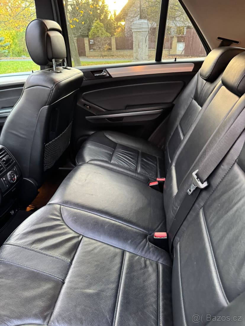 Mercedes-Benz ML 320 CDI AMG Offroad paket, 2010 – Facelift