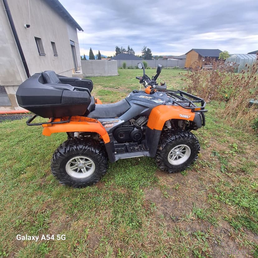 Dinly 700 4x4