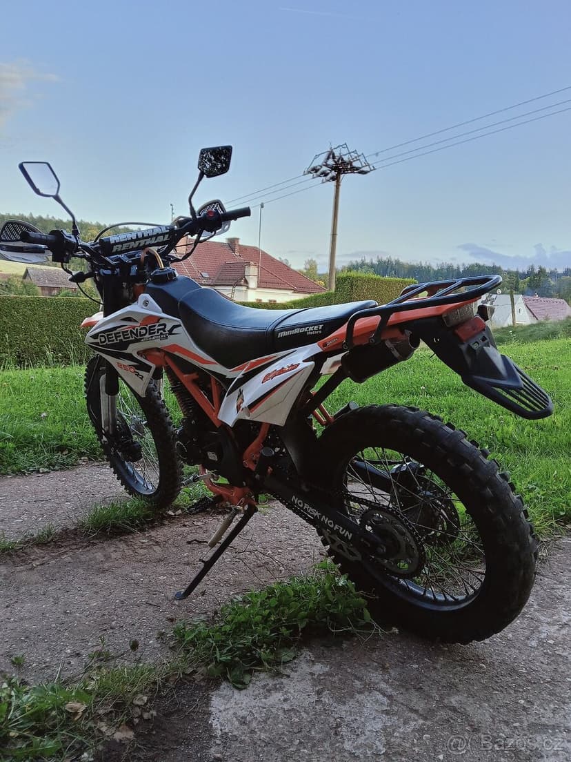 Mikilon defender 250rr