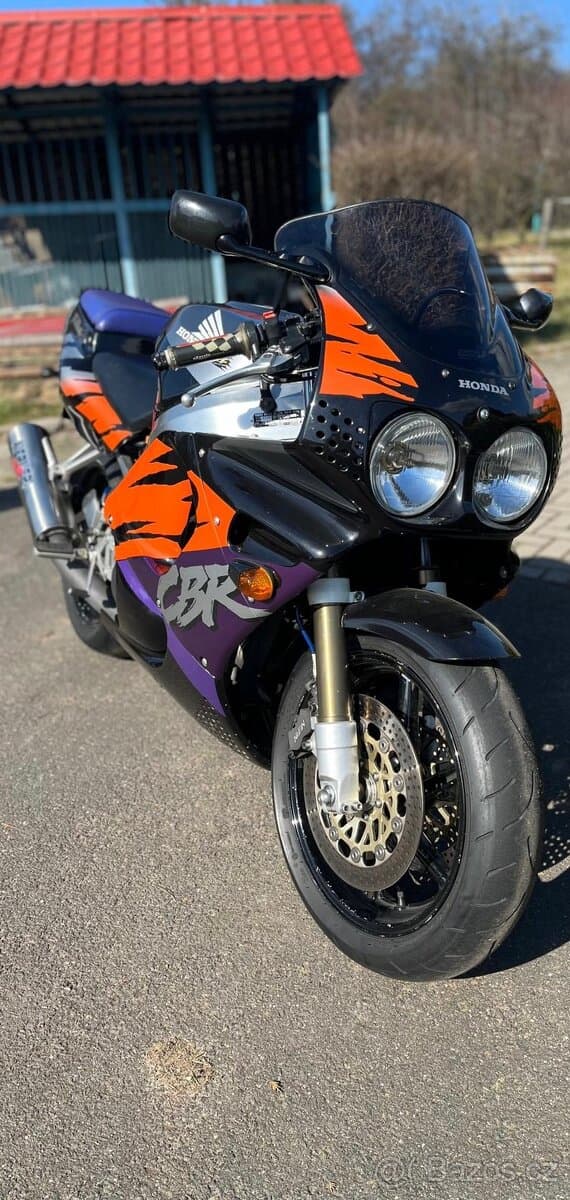 Honda CBR 900rr