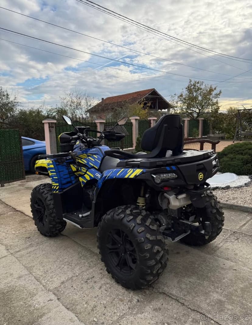 Čtyřkolku CF Moto X1000