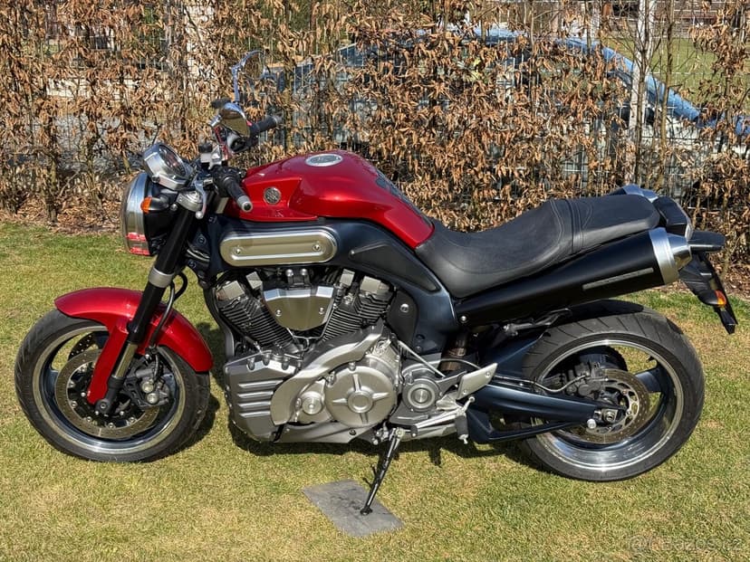 Yamaha mt01 pouze 8 tis. km