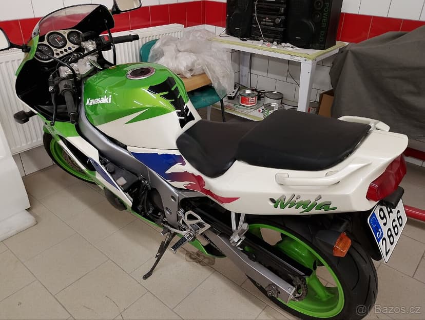 Prodám Kawasaki ZX6R 1998 ,STK 2029 ,naj. 60tis. Km
