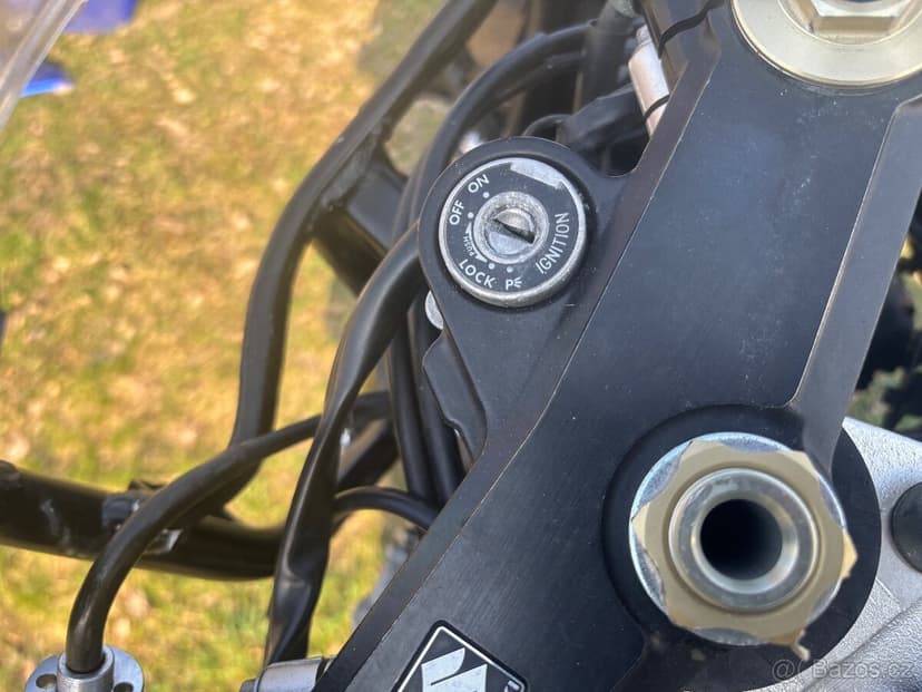 Rozprodam Suzuki Gsxr 600 00-03 N723 na nahradni dily