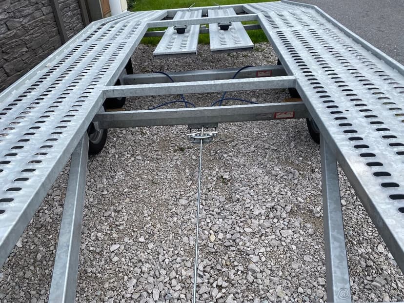 Přívěsný vozík, autopřepravník 410x200 2700kg