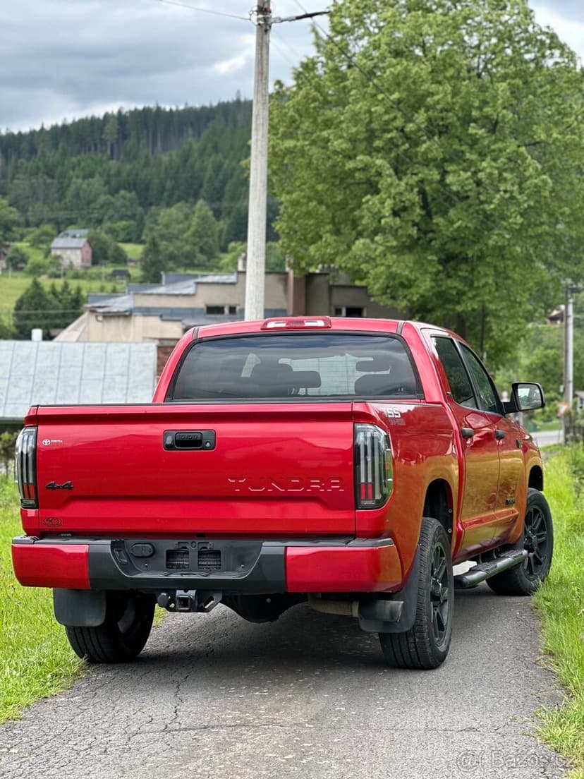 Toyota Tundra 5.7 V8 LPG
