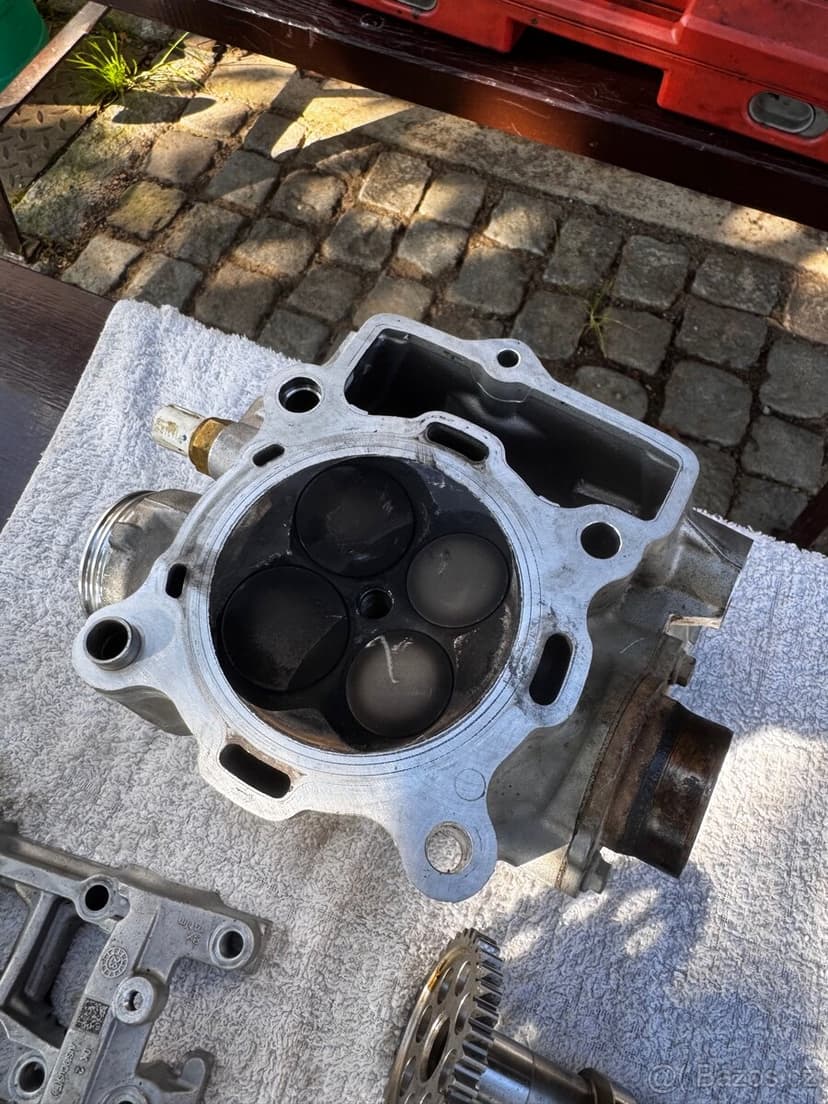 Hlava Husqvarna FC 250 2025