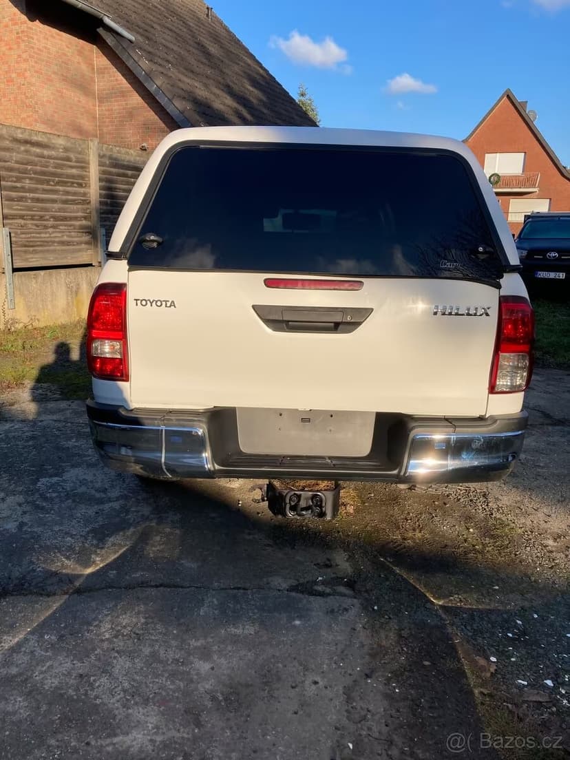 Toyota Hilux Double Cab 2.4 D-4D 4WD | 2018