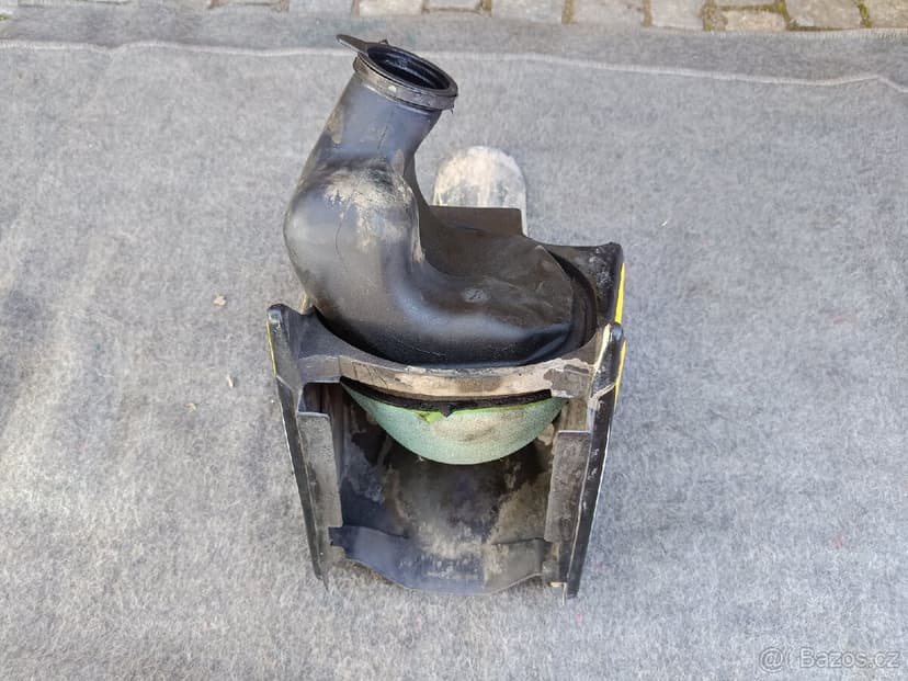 Prodám airbox Suzuki Rm125