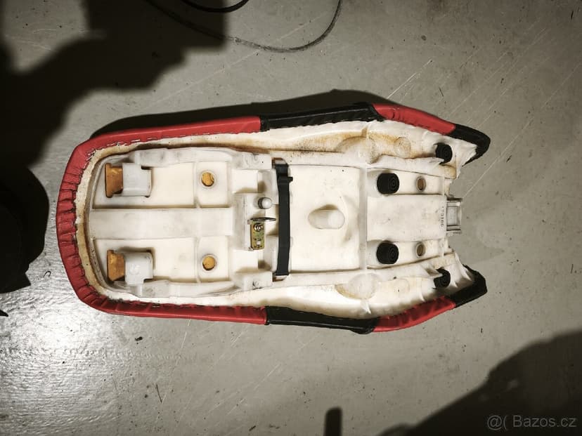 Sedadlo Yamaha Fzs 1000 fazer