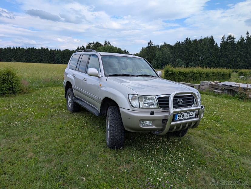 Toyota land cruiser 100 V8 s LPG