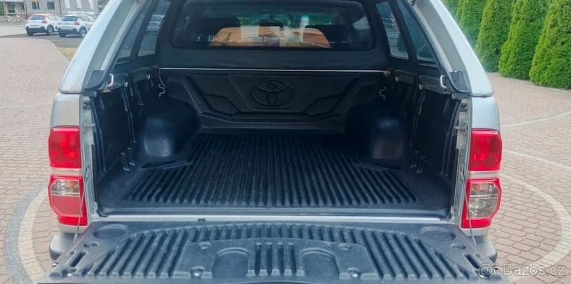 Toyota Hilux 3.0 D-4D SR5