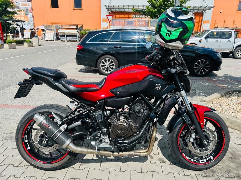 Yamaha MT07 35kw, 2016, červená Lava Red, bez ABS